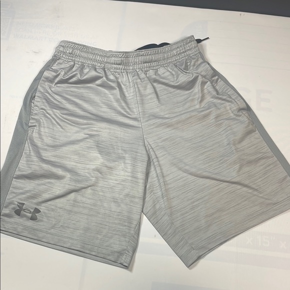 Under Armour Gray Athletic Shorts with Elastic Waistband - Picture 1 of 3